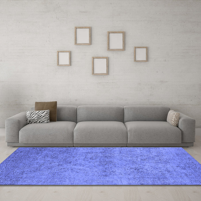 Machine Washable Oriental Blue Industrial Rug in a Living Room, wshurb2165blu