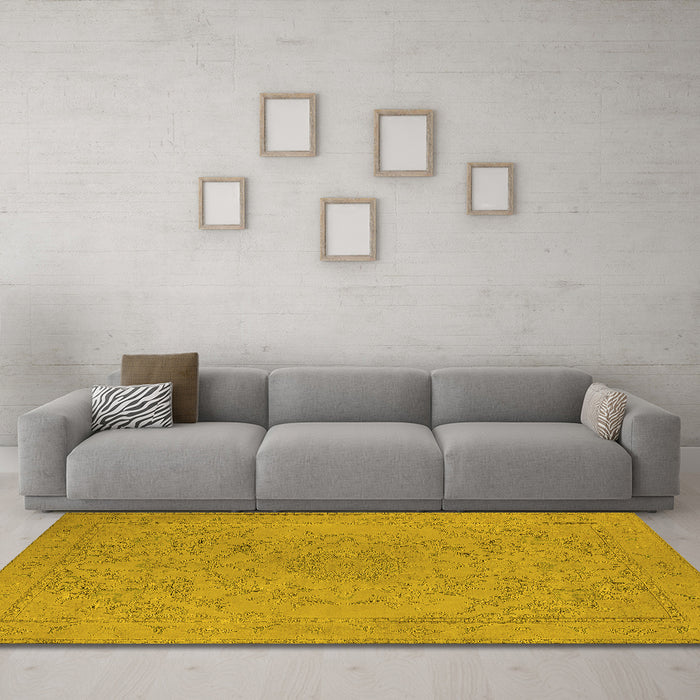 Machine Washable Oriental Yellow Industrial Rug in a Living Room, wshurb2166yw