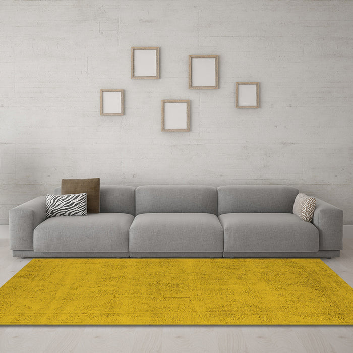 Machine Washable Oriental Yellow Industrial Rug in a Living Room, wshurb2167yw