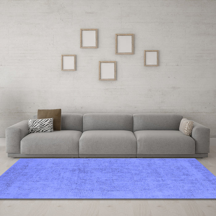 Machine Washable Oriental Blue Industrial Rug in a Living Room, wshurb2168blu