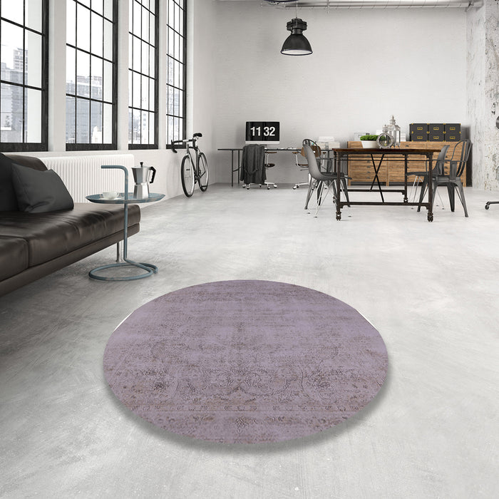 Round Machine Washable Industrial Modern Dark Gray Rug in a Office, wshurb2169