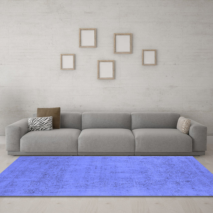 Machine Washable Oriental Blue Industrial Rug in a Living Room, wshurb2169blu