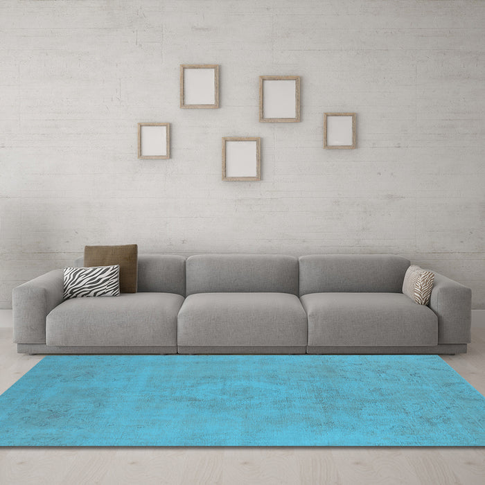 Machine Washable Oriental Light Blue Industrial Rug in a Living Room, wshurb2171lblu