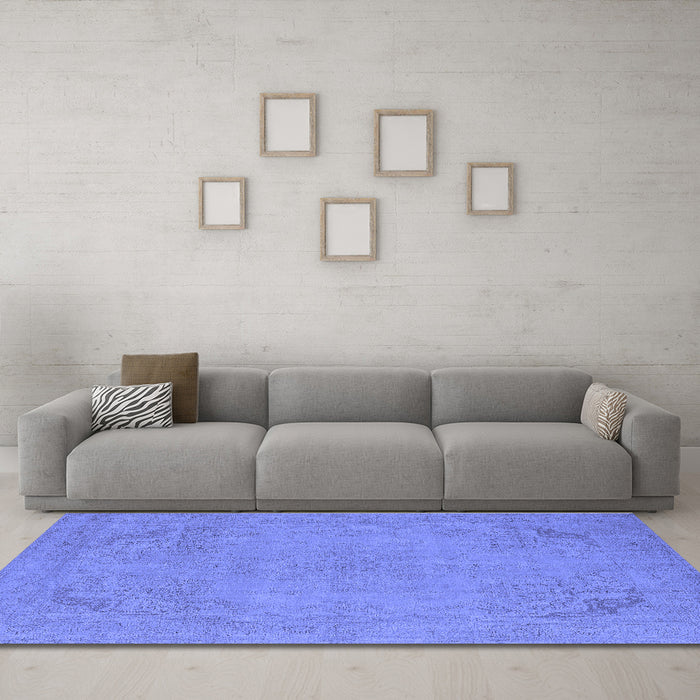 Machine Washable Oriental Blue Industrial Rug in a Living Room, wshurb2176blu
