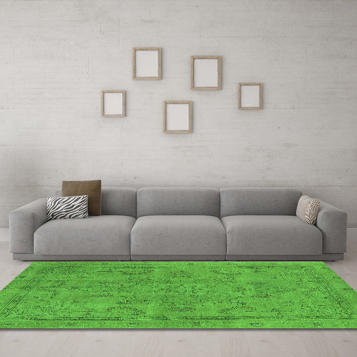 Machine Washable Oriental Green Industrial Area Rugs in a Living Room,, wshurb2178grn