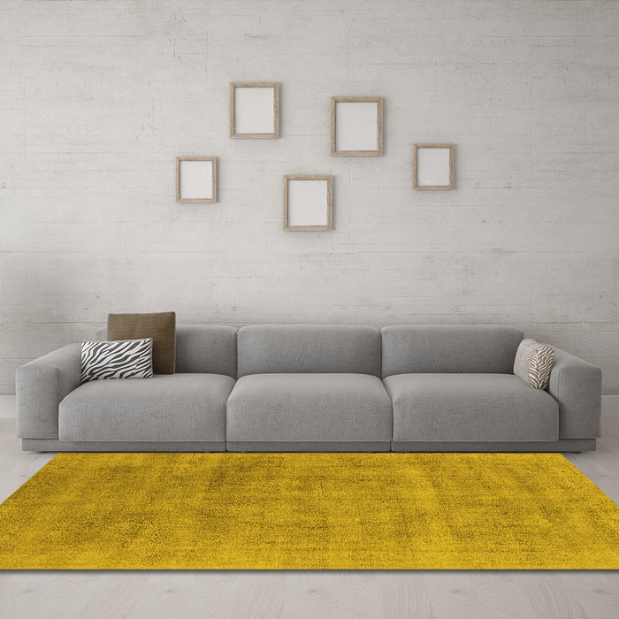 Machine Washable Oriental Yellow Industrial Rug in a Living Room, wshurb2179yw