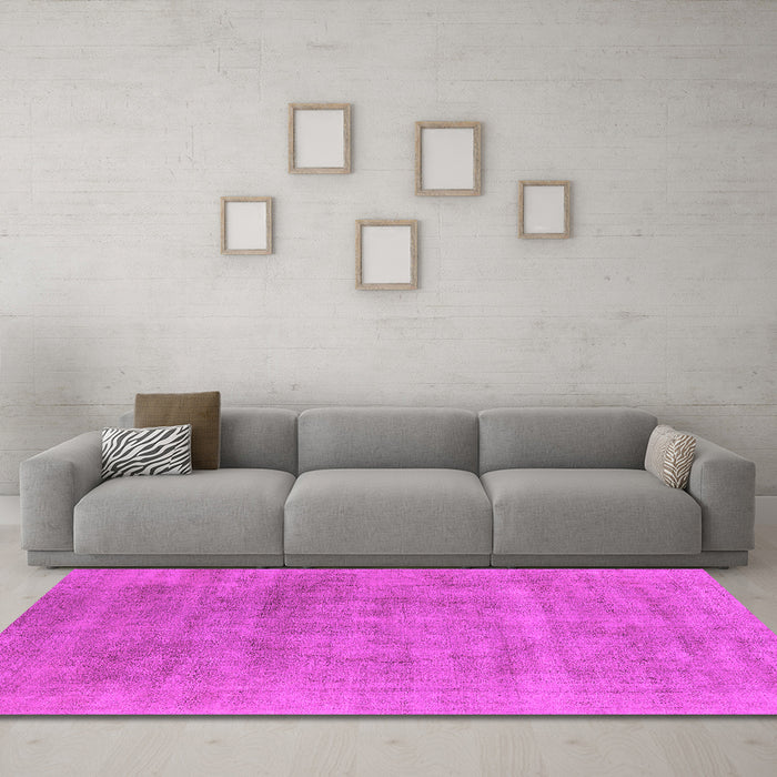 Machine Washable Oriental Pink Industrial Rug in a Living Room, wshurb2179pnk