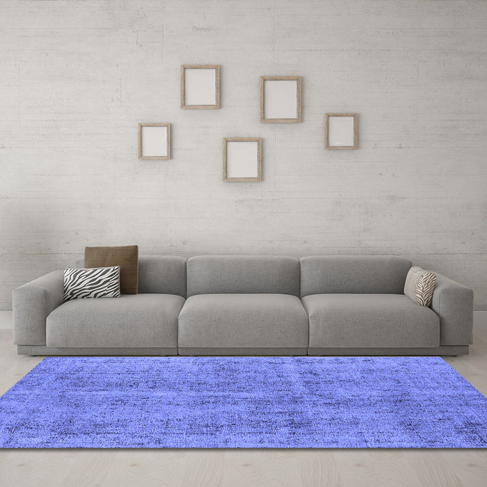 Machine Washable Oriental Blue Industrial Rug in a Living Room, wshurb2180blu