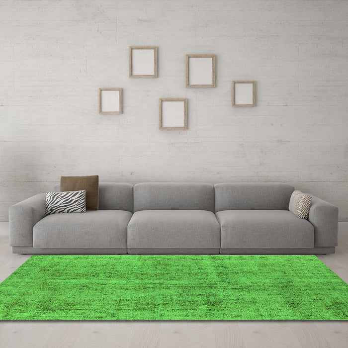 Machine Washable Oriental Green Industrial Area Rugs in a Living Room,, wshurb2180grn
