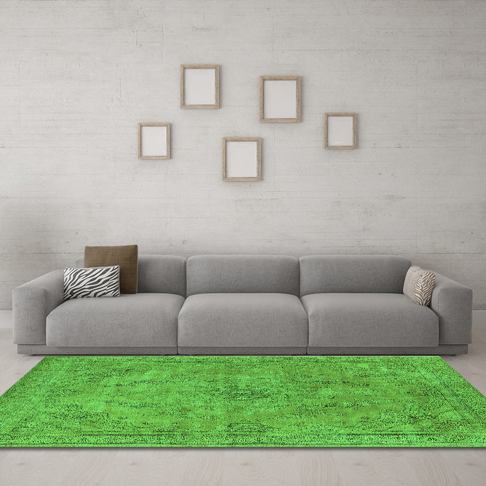 Machine Washable Oriental Green Industrial Area Rugs in a Living Room,, wshurb2182grn