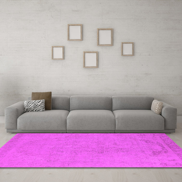 Machine Washable Oriental Pink Industrial Rug in a Living Room, wshurb2185pnk