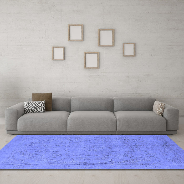 Machine Washable Oriental Blue Industrial Rug in a Living Room, wshurb2188blu