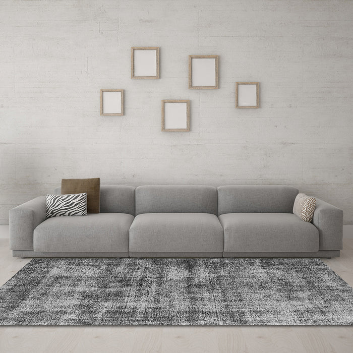 Machine Washable Oriental Gray Industrial Rug in a Living Room,, wshurb2191gry
