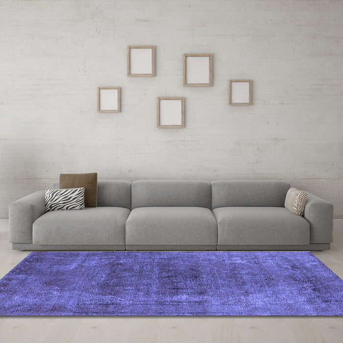 Machine Washable Oriental Blue Industrial Rug in a Living Room, wshurb2192blu