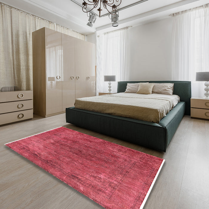 Machine Washable Industrial Modern Red Rug in a Bedroom, wshurb2192