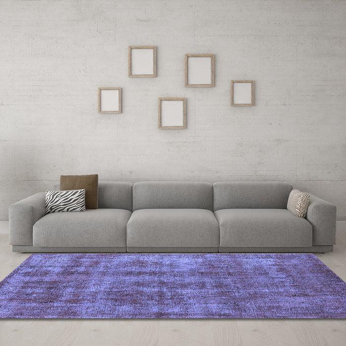 Machine Washable Oriental Blue Industrial Rug in a Living Room, wshurb2194blu