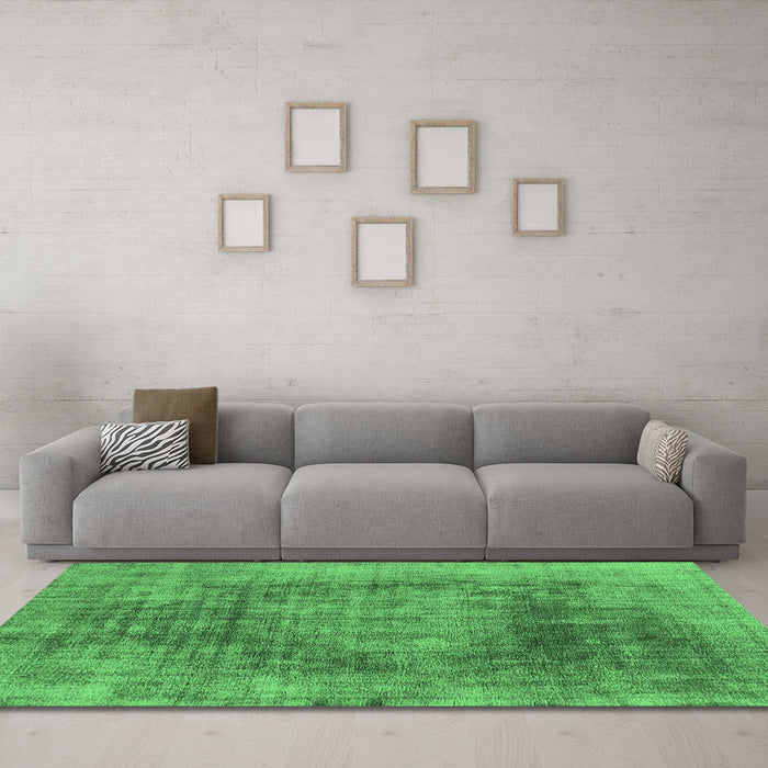 Machine Washable Oriental Emerald Green Industrial Area Rugs in a Living Room,, wshurb2195emgrn