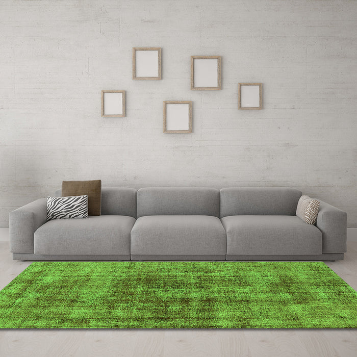 Machine Washable Oriental Green Industrial Area Rugs in a Living Room,, wshurb2196grn