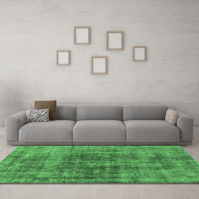Machine Washable Oriental Emerald Green Industrial Area Rugs in a Living Room,, wshurb2196emgrn