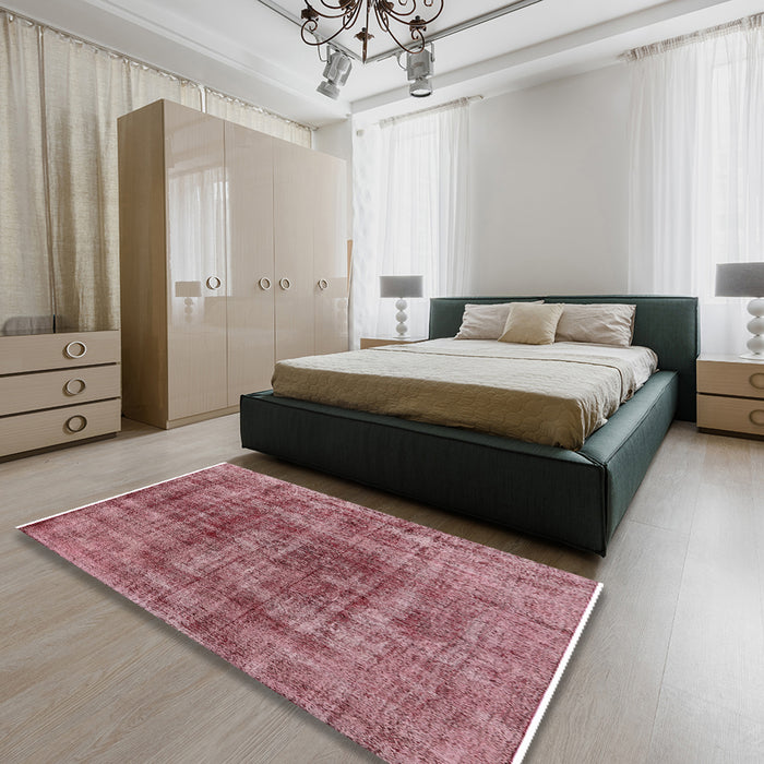 Mid-Century Modern Light Coral Pink Oriental Rug in a Bedroom, urb2196