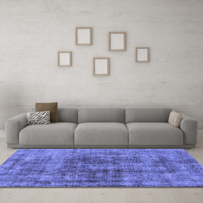 Machine Washable Oriental Blue Industrial Rug in a Living Room, wshurb2196blu