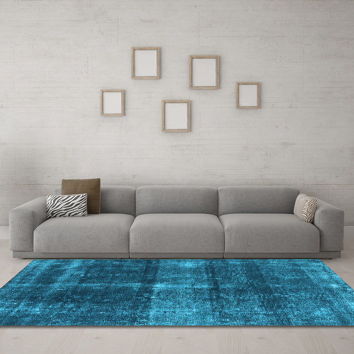 Machine Washable Oriental Light Blue Industrial Rug in a Living Room, wshurb2201lblu