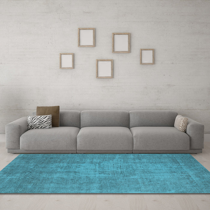 Machine Washable Oriental Light Blue Industrial Rug in a Living Room, wshurb2205lblu