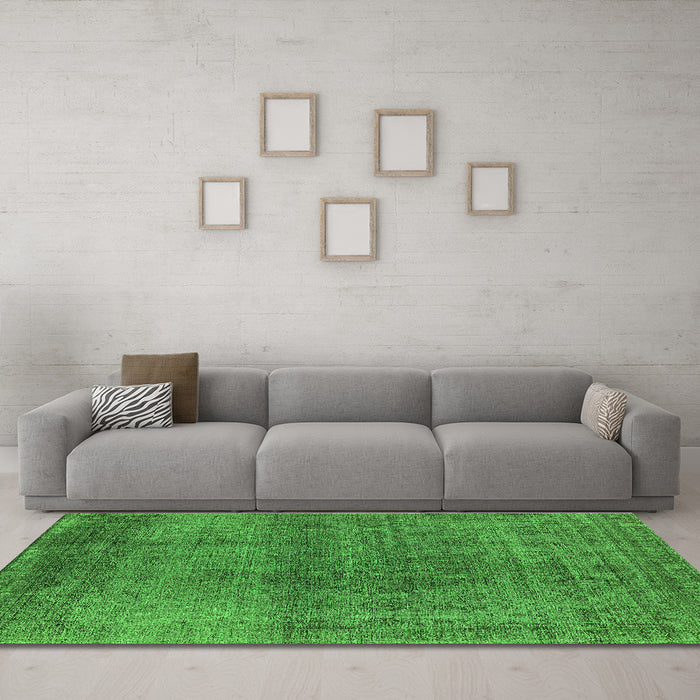 Machine Washable Oriental Green Industrial Area Rugs in a Living Room,, wshurb2206grn