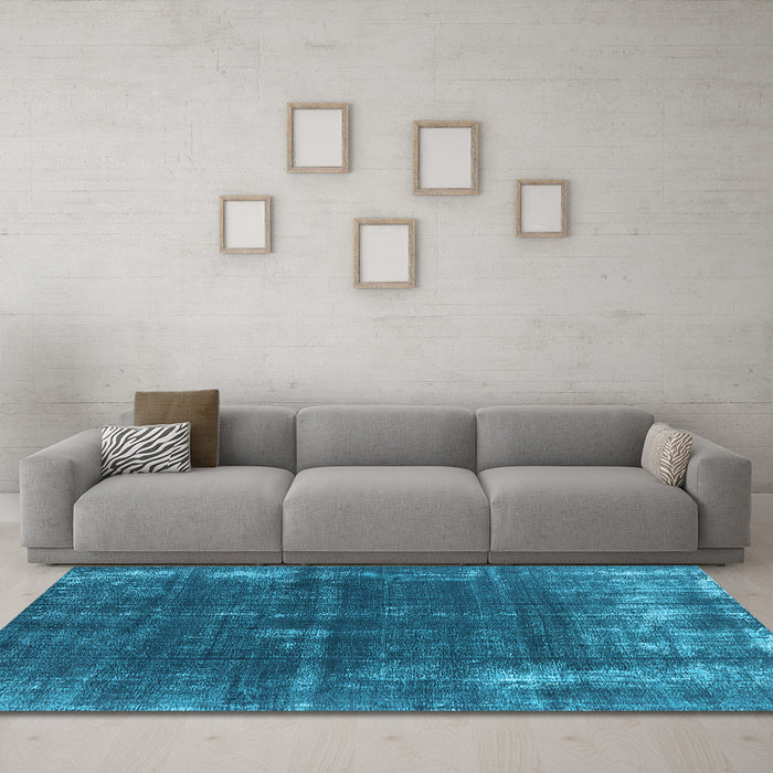 Machine Washable Oriental Light Blue Industrial Rug in a Living Room, wshurb2207lblu