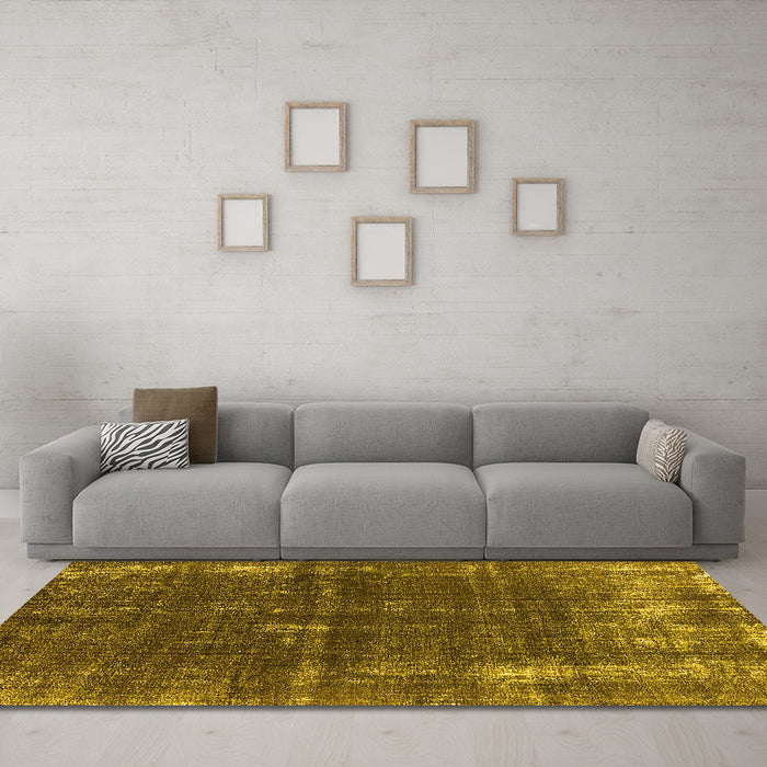 Machine Washable Oriental Yellow Industrial Rug in a Living Room, wshurb2207yw