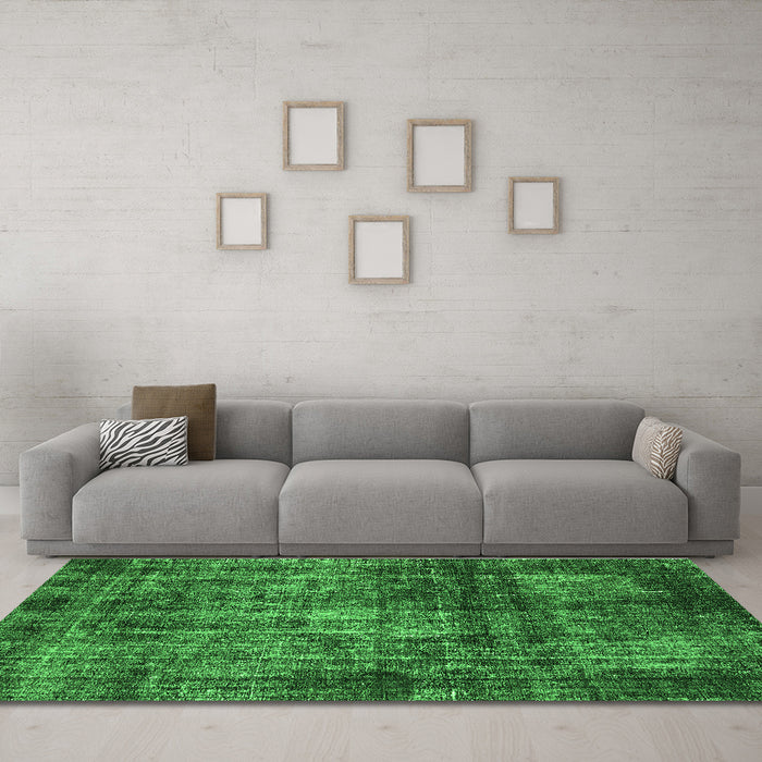 Machine Washable Oriental Green Industrial Area Rugs in a Living Room,, wshurb2212grn