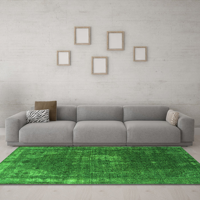 Machine Washable Oriental Green Industrial Area Rugs in a Living Room,, wshurb2213grn