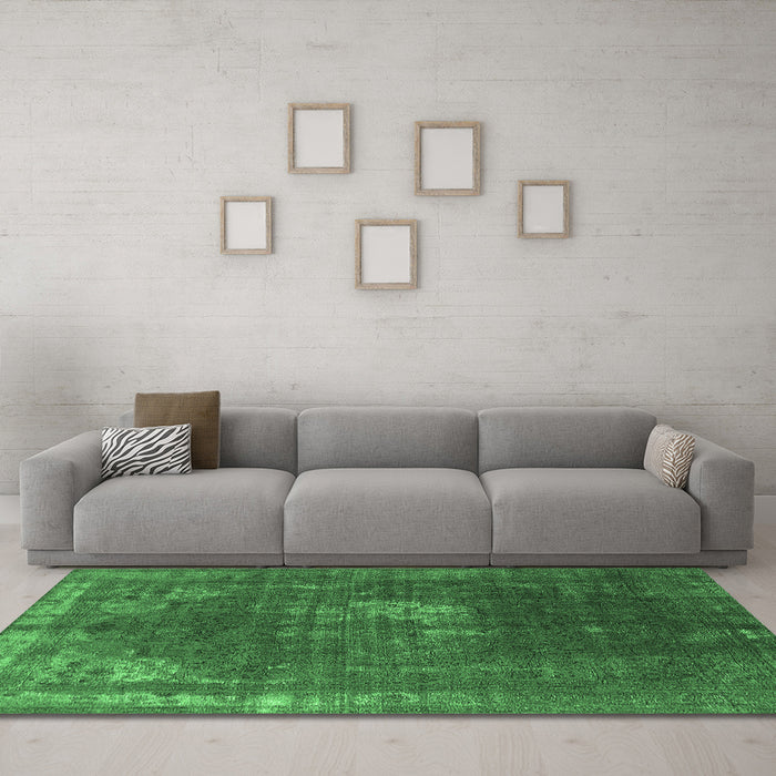 Machine Washable Oriental Emerald Green Industrial Area Rugs in a Living Room,, wshurb2213emgrn