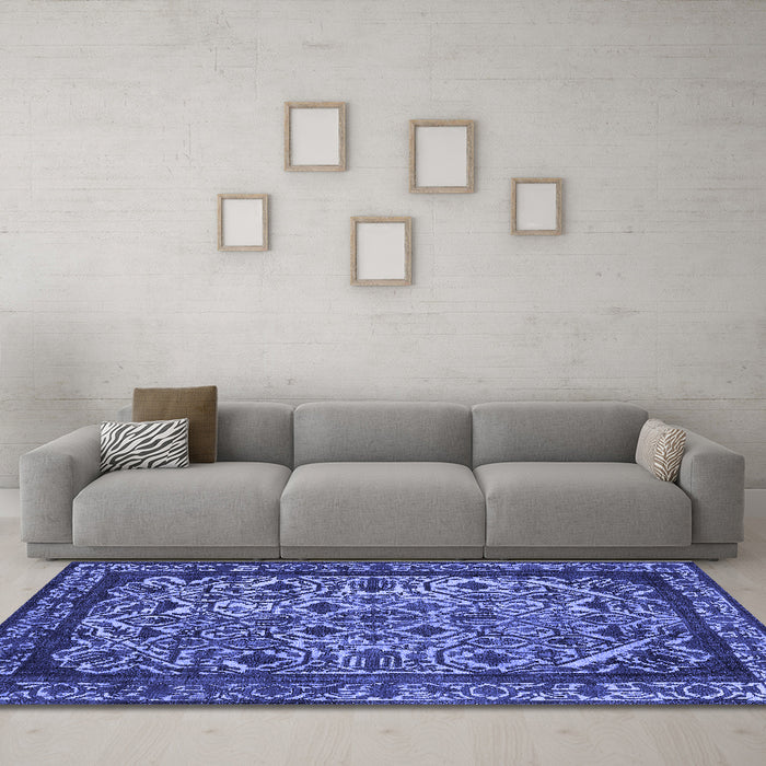 Machine Washable Oriental Blue Industrial Rug in a Living Room, wshurb2218blu