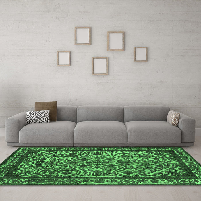 Machine Washable Oriental Emerald Green Industrial Area Rugs in a Living Room,, wshurb2218emgrn