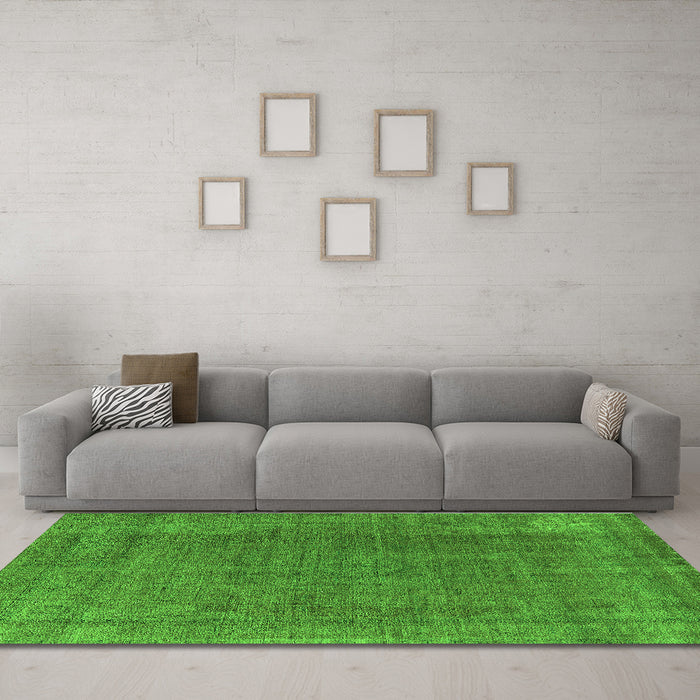 Machine Washable Oriental Green Industrial Area Rugs in a Living Room,, wshurb2221grn