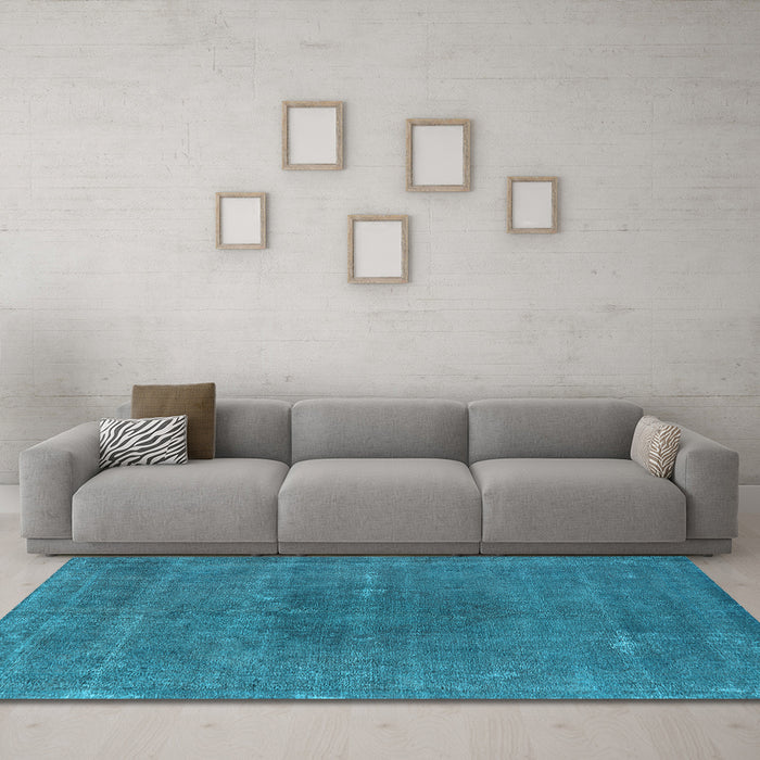 Machine Washable Oriental Light Blue Industrial Rug in a Living Room, wshurb2225lblu