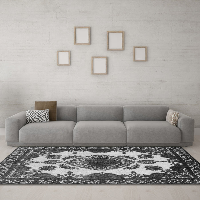 Machine Washable Oriental Gray Industrial Rug in a Living Room,, wshurb2227gry