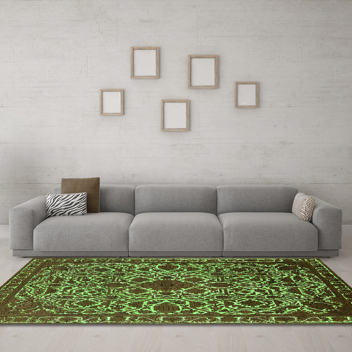 Machine Washable Oriental Green Industrial Area Rugs in a Living Room,, wshurb2228grn
