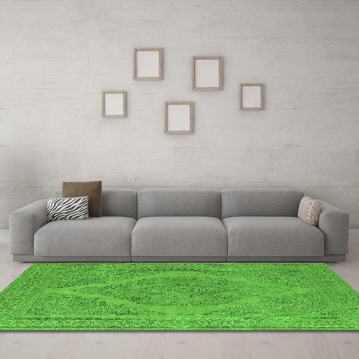 Machine Washable Oriental Green Industrial Area Rugs in a Living Room,, wshurb2234grn