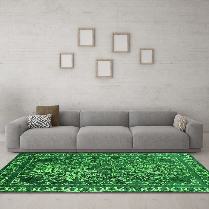 Machine Washable Oriental Green Industrial Area Rugs in a Living Room,, wshurb2237grn