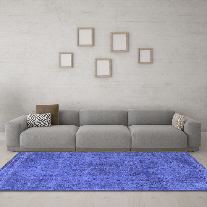 Machine Washable Oriental Blue Industrial Rug in a Living Room, wshurb2242blu