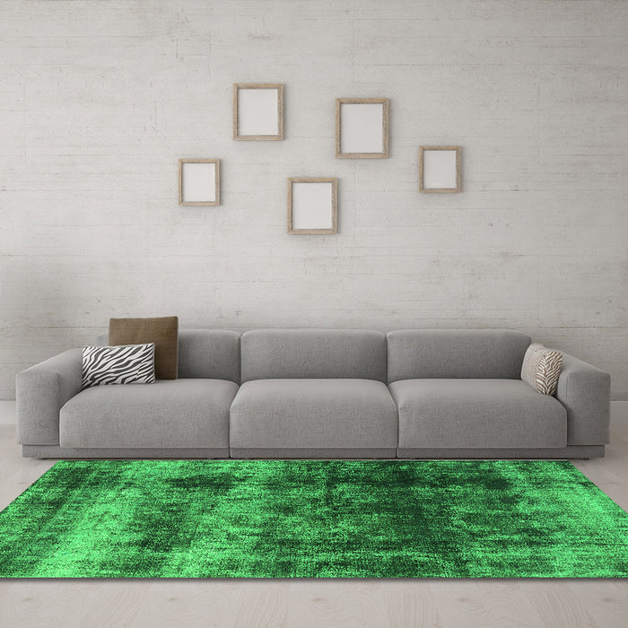 Machine Washable Oriental Green Industrial Area Rugs in a Living Room,, wshurb2245grn