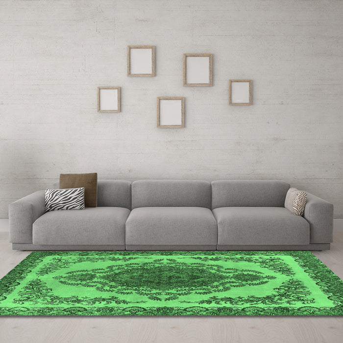 Machine Washable Oriental Emerald Green Industrial Area Rugs in a Living Room,, wshurb2247emgrn