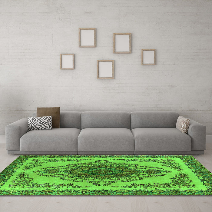 Machine Washable Oriental Green Industrial Area Rugs in a Living Room,, wshurb2247grn