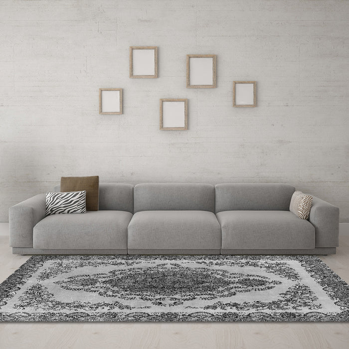 Machine Washable Oriental Gray Industrial Rug in a Living Room,, wshurb2247gry