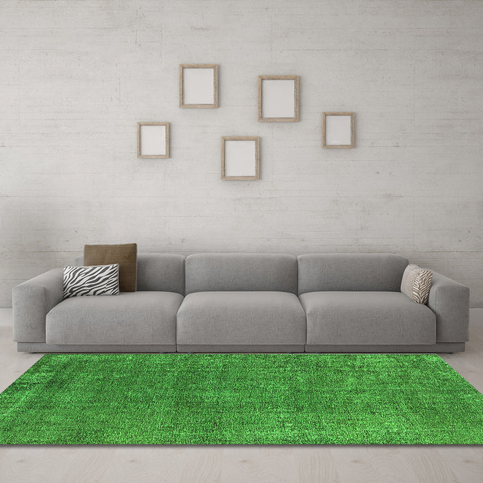 Machine Washable Oriental Green Industrial Area Rugs in a Living Room,, wshurb2249grn