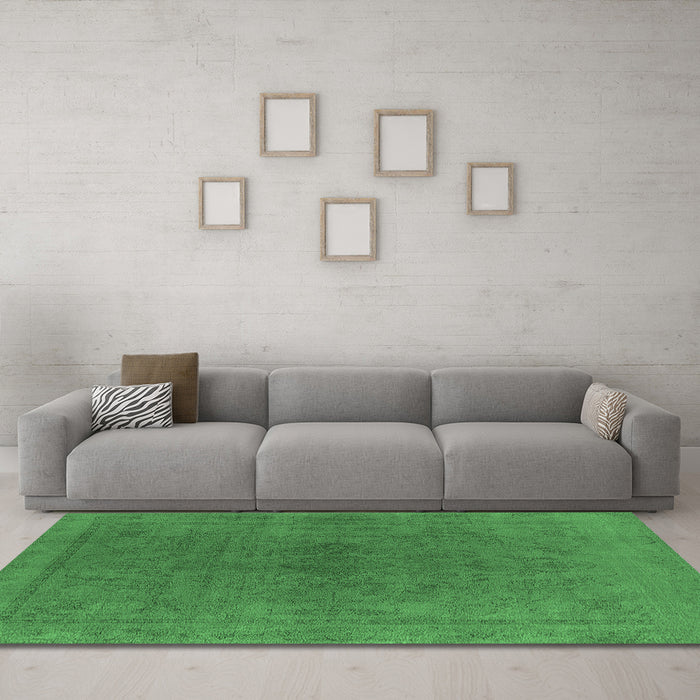 Machine Washable Oriental Emerald Green Industrial Area Rugs in a Living Room,, wshurb2250emgrn