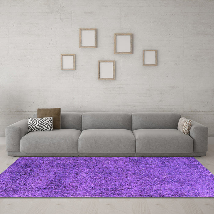 Machine Washable Oriental Purple Industrial Area Rugs in a Living Room, wshurb2253pur