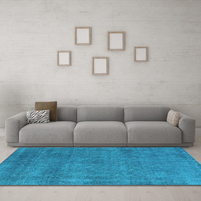 Machine Washable Oriental Light Blue Industrial Rug in a Living Room, wshurb2253lblu